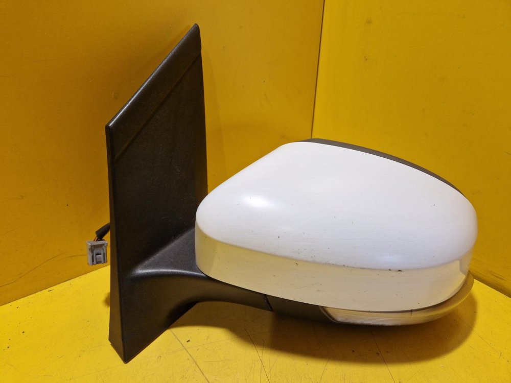 LEVÉ ZRCÁTKO FORD FOCUS II , BÍLÉ, FACELIFT, ELEKTRICKÉ - 19602 LEVÉ ZRCÁTKO FORD FOCUS II , BÍLÉ, FACELIFT, ELEKTRICKÉ - 19602