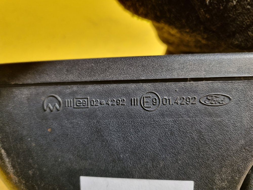 LEVÉ ZRCÁTKO FORD FOCUS II, ČERNÉ , NELAKOVANÉ , ELEKTRICKÉ - 18013