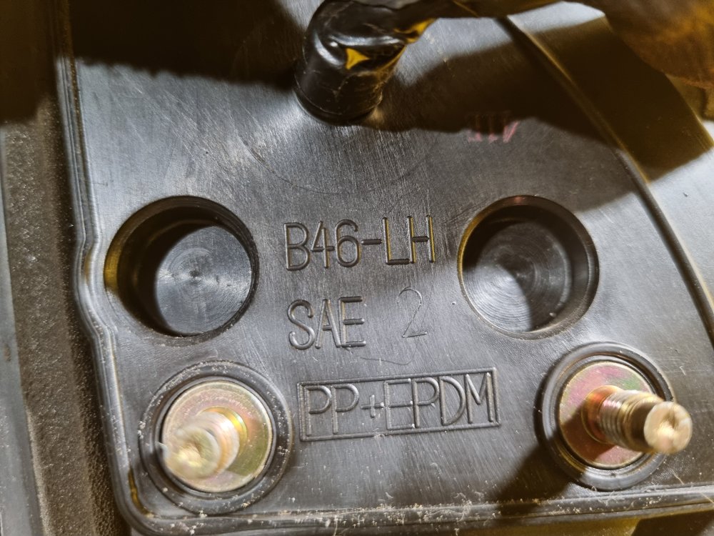 LEVÉ ZRCÁTKO NISSAN X-TRAIL I ( T30 ) , ČERNÉ, ELEKTRICKY SKLOPNÉ - 17918 LEVÉ ZRCÁTKO NISSAN X-TRAIL I ( T30 ) , ČERNÉ, ELEKTRICKY SKLOPNÉ - 17918