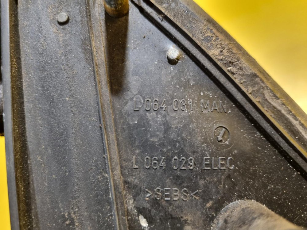 LEVÉ ZRCÁTKO OPEL FRONTERA B , ZELENÉ, ELEKTRICKÉ - 16824