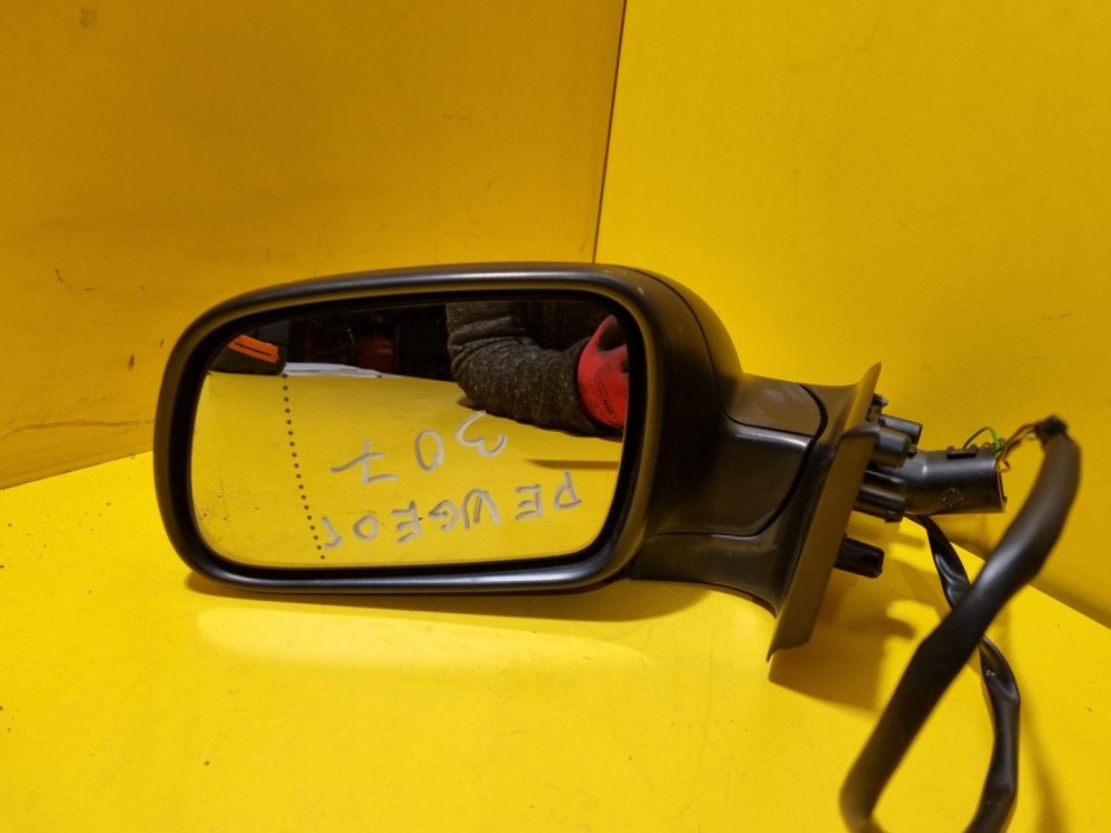 LEVÉ ZRCÁTKO PEUGEOT 307 , ČERNÉ NELAKOVANÉ, ELEKTRICKÉ - 17252 LEVÉ ZRCÁTKO PEUGEOT 307 , ČERNÉ NELAKOVANÉ, ELEKTRICKÉ - 17252