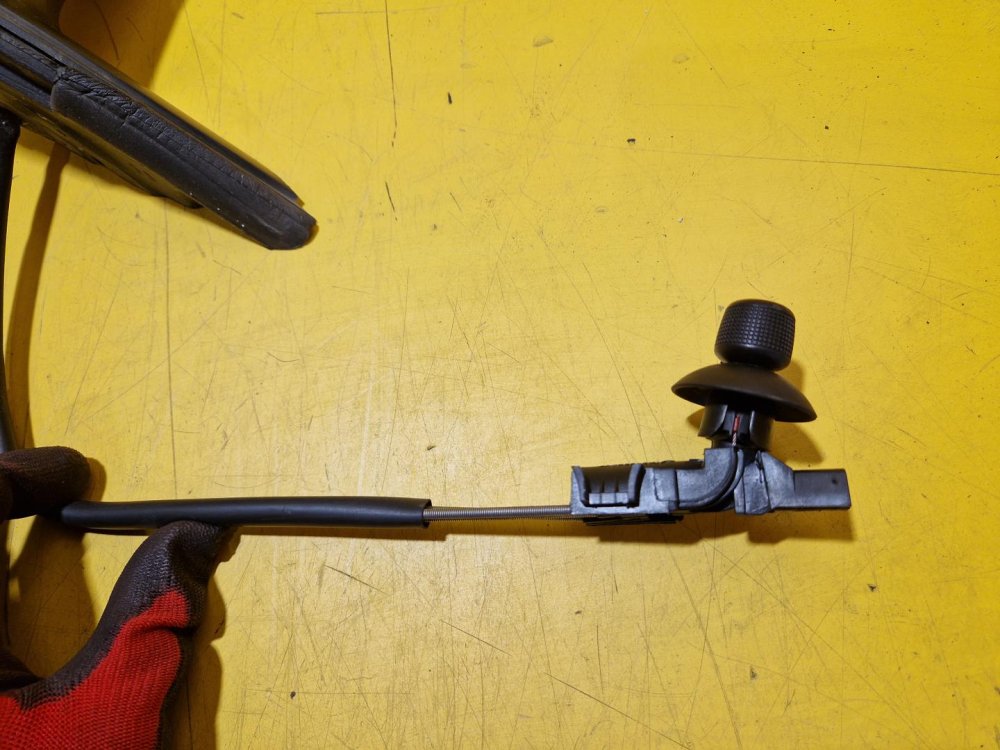 LEVÉ ZRCÁTKO SEAT IBIZA III (6L1), CORDOBA II (6L2) , ČERNÉ, MECHANICKÉ- 19609 LEVÉ ZRCÁTKO SEAT IBIZA III (6L1), CORDOBA II (6L2) , ČERNÉ, MECHANICKÉ- 19609