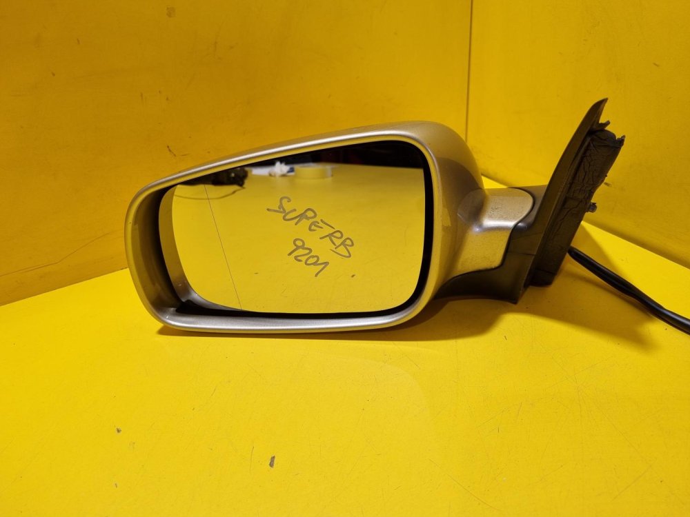 LEVÉ ZRCÁTKO ŠKODA SUPERB I, STŘÍBRNÉ 9201, DLOUHÉ, ELEKTRICKÉ - 16881 LEVÉ ZRCÁTKO ŠKODA SUPERB I, STŘÍBRNÉ 9201, DLOUHÉ, ELEKTRICKÉ - 16881