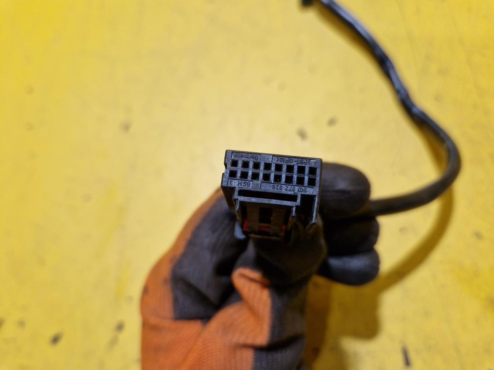 LEVÉ ZRCÁTKO VW TOURAN I (1T1, 1T2), BÍLÉ, ELEKTRICKÉ - 20785 LEVÉ ZRCÁTKO VW TOURAN I (1T1, 1T2), BÍLÉ, ELEKTRICKÉ - 20785