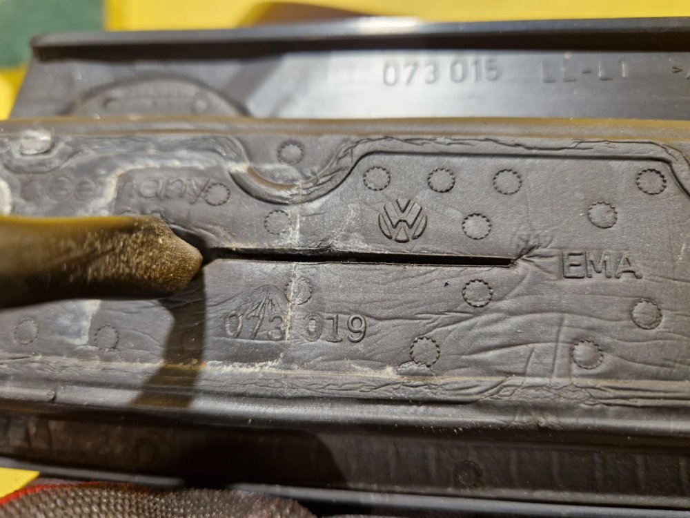 LEVÉ ZRCÁTKO VW TOURAN I (1T1, 1T2), MODRÉ, ELEKTRICKÉ - 19509 LEVÉ ZRCÁTKO VW TOURAN I (1T1, 1T2), MODRÉ, ELEKTRICKÉ - 19509