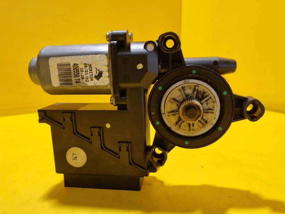 LEVÝ PŘEDNÍ MOTOREK STAHOVAČKY OKNA 6Q1959801A - ŠKODA FABIA I, FABIA II, ROOMSTER / VW POLO IV / SEAT IBIZA III, CORDOBA II - 17750