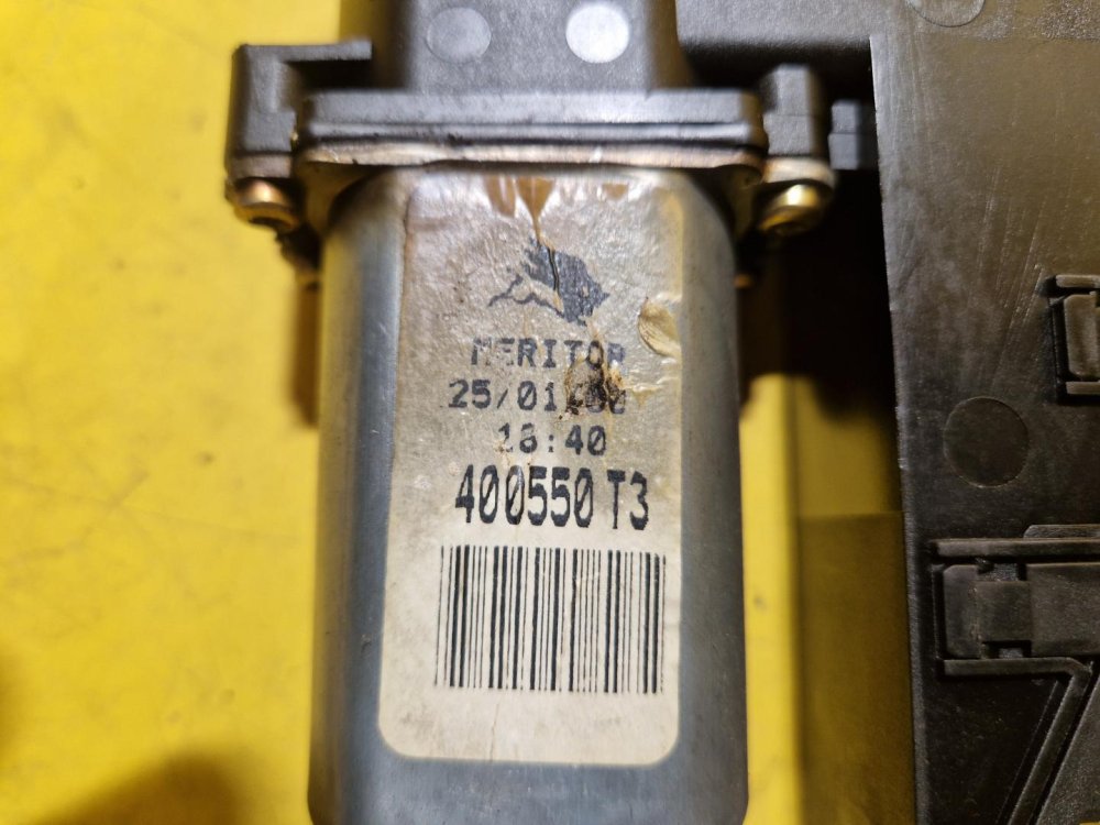 LEVÝ PŘEDNÍ MOTOREK STAHOVAČKY OKNA 6Q1959801A - ŠKODA FABIA I, FABIA II, ROOMSTER / VW POLO IV / SEAT IBIZA III, CORDOBA II - 18247 LEVÝ PŘEDNÍ MOTOREK STAHOVAČKY OKNA 6Q1959801A - ŠKODA FABIA I, FABIA II, ROOMSTER / VW POLO IV / SEAT IBIZA III, CORDOBA II - 18247