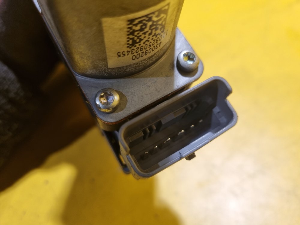 LEVÝ ZADNÍ MOTOREK STAHOVAČKY OKNA 40213E - CITROEN C3 II (2009-) - 17605 LEVÝ ZADNÍ MOTOREK STAHOVAČKY OKNA 40213E - CITROEN C3 II (2009-) - 17605