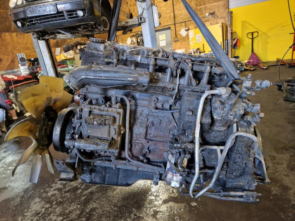 Motor CE136C - 5.9 136kW - DAF LF 55.180 E15 r.2004 - 19196 Motor CE136C - 5.9 136kW - DAF LF 55.180 E15 r.2004 - 19196