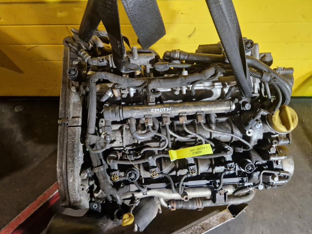 MOTOR Z19DTH 1.9 CDTI 110kW, OPEL VECTRA C, SIGUM, ASTRA H, ZAFIRA B / SAAB 9-3 II, 9-5 I - 21390 MOTOR Z19DTH 1.9 CDTI 110kW, OPEL VECTRA C, SIGUM, ASTRA H, ZAFIRA B / SAAB 9-3 II, 9-5 I - 21390