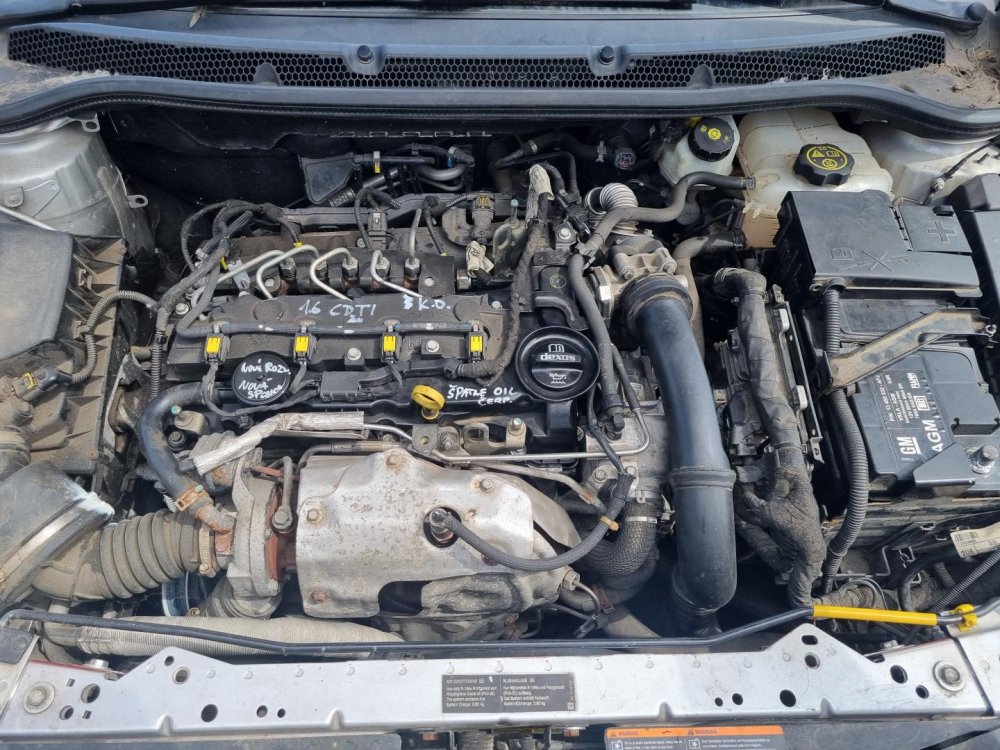 Opel Astra J 1.6 CDTI ( B16DTL ) 81kW r.2016 stříbrná Z176 na náhradní díly