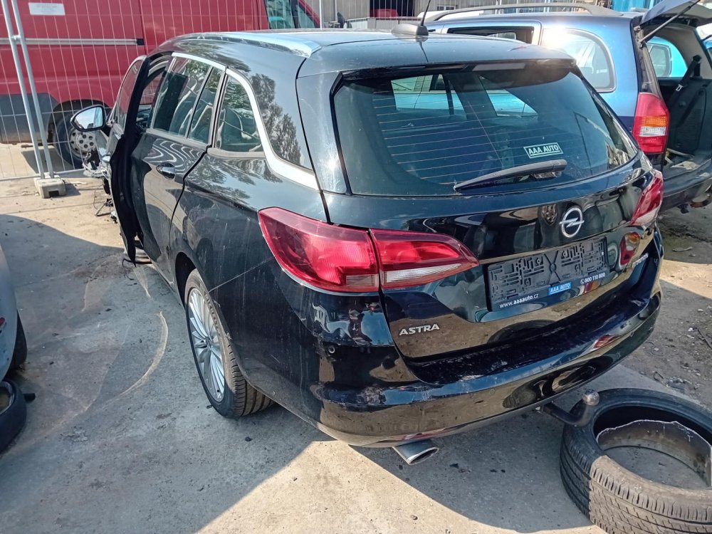 Opel Astra K 1.6 BiTurbo ( B16DTR ) 118kW r.2017 černá Z22Y na náhradní díly