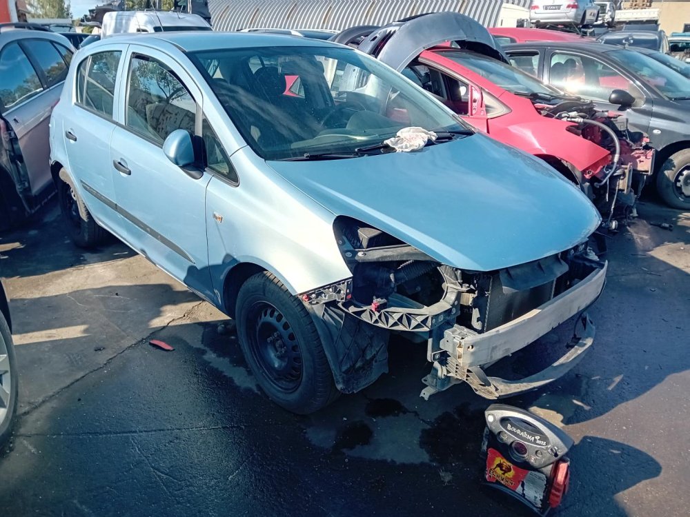 Opel Corsa D 1.0 12V ( Z10XEP ) 40kW r.2007 modrá na náhradní díly