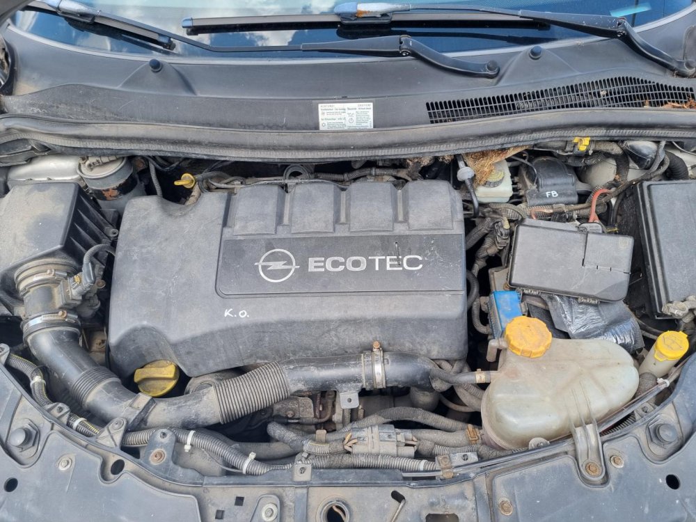 Opel Corsa D 1.3 CDI 16V ( Z13DTJ ) 55kW r.2007 stříbrná Z157 na náhradní díly