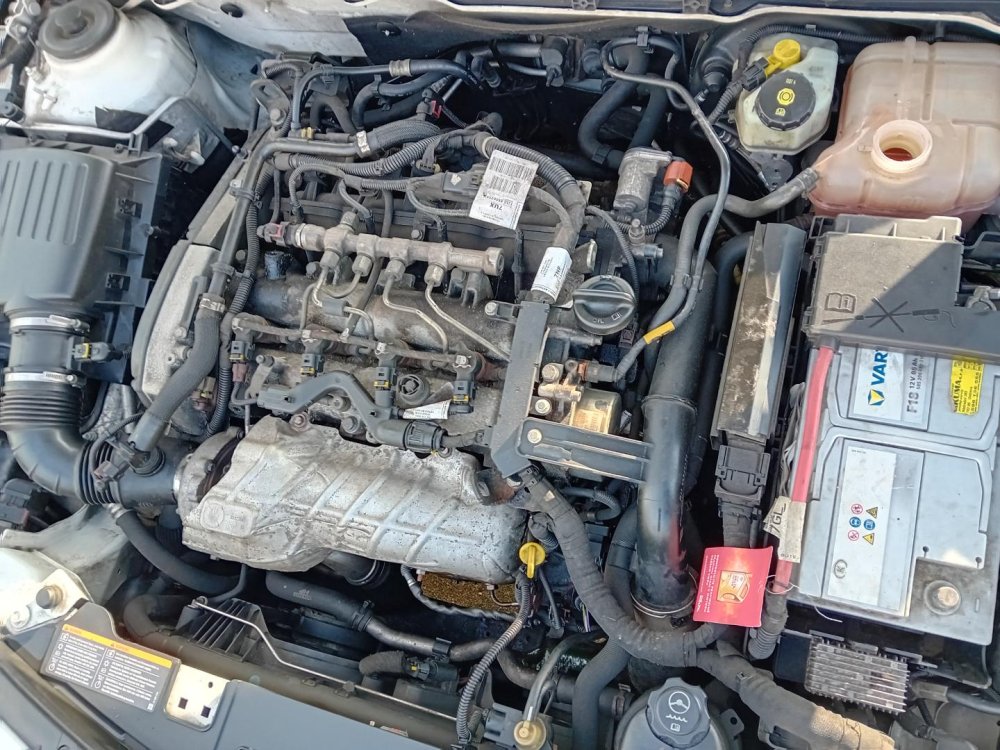 Opel Insignia 2.0 CDTi ( A20DTH ) 118kW r.2011 na náhradní díly