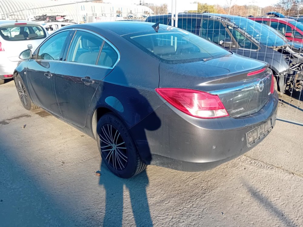 Opel Insignia 2.0 CDTI ( A20DTH ) 96kW r.2009 šedá Z177 na náhradní díly