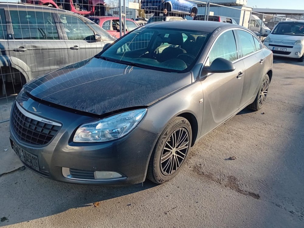 Opel Insignia 2.0 CDTI ( A20DTH ) 96kW r.2009 šedá Z177 na náhradní díly