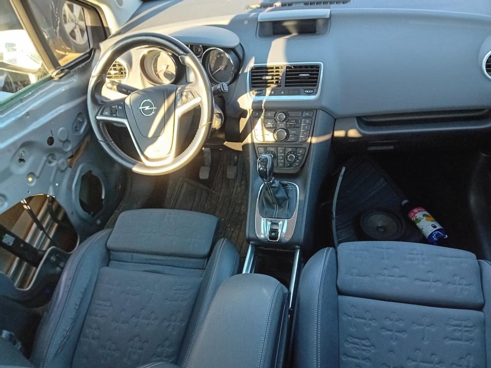 Opel Meriva B 1.3 CDTI ( A13DTE ) 70kW r.2010 šedá Z40W na náhradní díly Opel Meriva B 1.3 CDTI ( A13DTE ) 70kW r.2010 šedá Z40W na náhradní díly