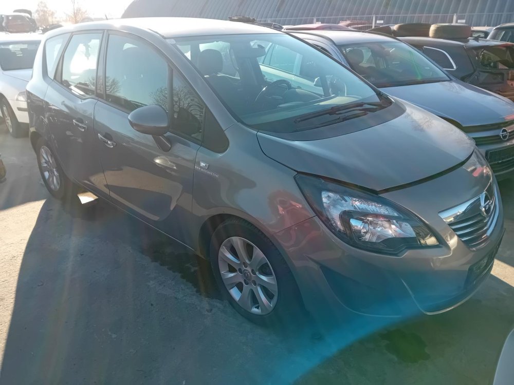 Opel Meriva B 1.3 CDTI ( A13DTE ) 70kW r.2010 šedá Z40W na náhradní díly Opel Meriva B 1.3 CDTI ( A13DTE ) 70kW r.2010 šedá Z40W na náhradní díly