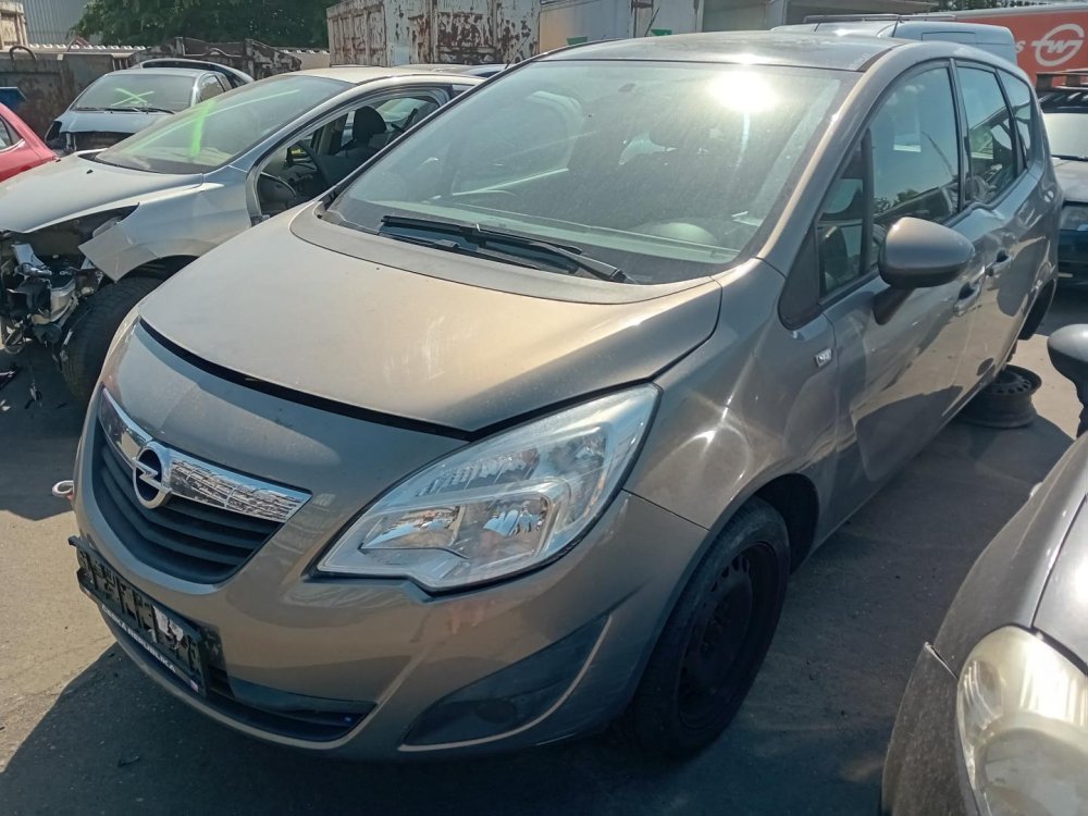 Opel Meriva B 1.4 ( A14XER ) 74kW r.2010 šedá na náhradní díly