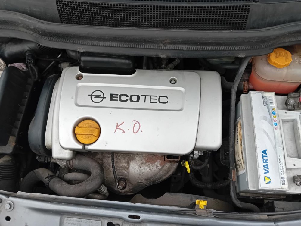 Opel Zafira 1.6 16V CNG ( Z16YNG ) 69kW r.2006 šedá Z155 na náhradní díly