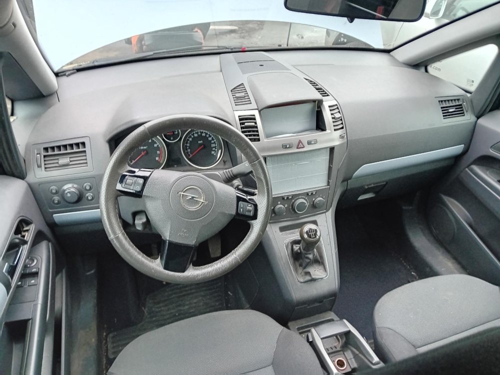 Opel Zafira 1.6 16V CNG ( Z16YNG ) 69kW r.2006 šedá Z155 na náhradní díly