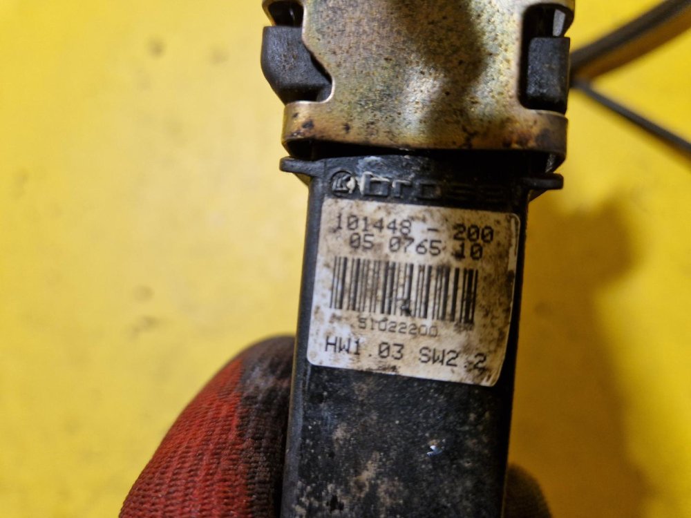 PRAVÁ PŘEDNÍ STAHOVAČKA OKNA S MOTORKEM 101448200 - ŠKODA OCTAVIA I - 18496 PRAVÁ PŘEDNÍ STAHOVAČKA OKNA S MOTORKEM 101448200 - ŠKODA OCTAVIA I - 18496