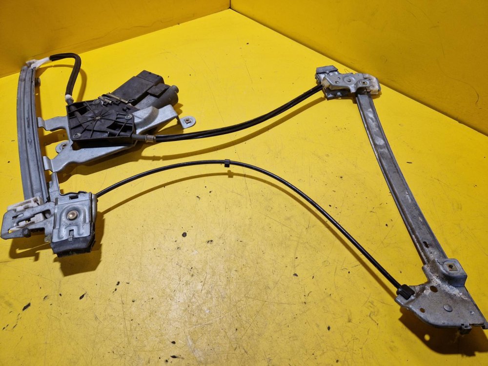 PRAVÁ PŘEDNÍ STAHOVAČKA OKNA S MOTORKEM 101448200 - ŠKODA OCTAVIA I - 18496 PRAVÁ PŘEDNÍ STAHOVAČKA OKNA S MOTORKEM 101448200 - ŠKODA OCTAVIA I - 18496