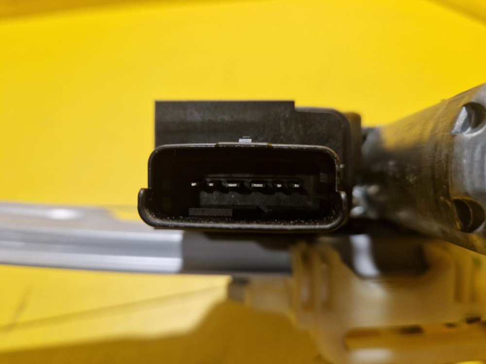 PRAVÁ ZADNÍ STAHOVAČKA OKNA S MOTORKEM  20200901 OPEL CROSSLAND - 18244