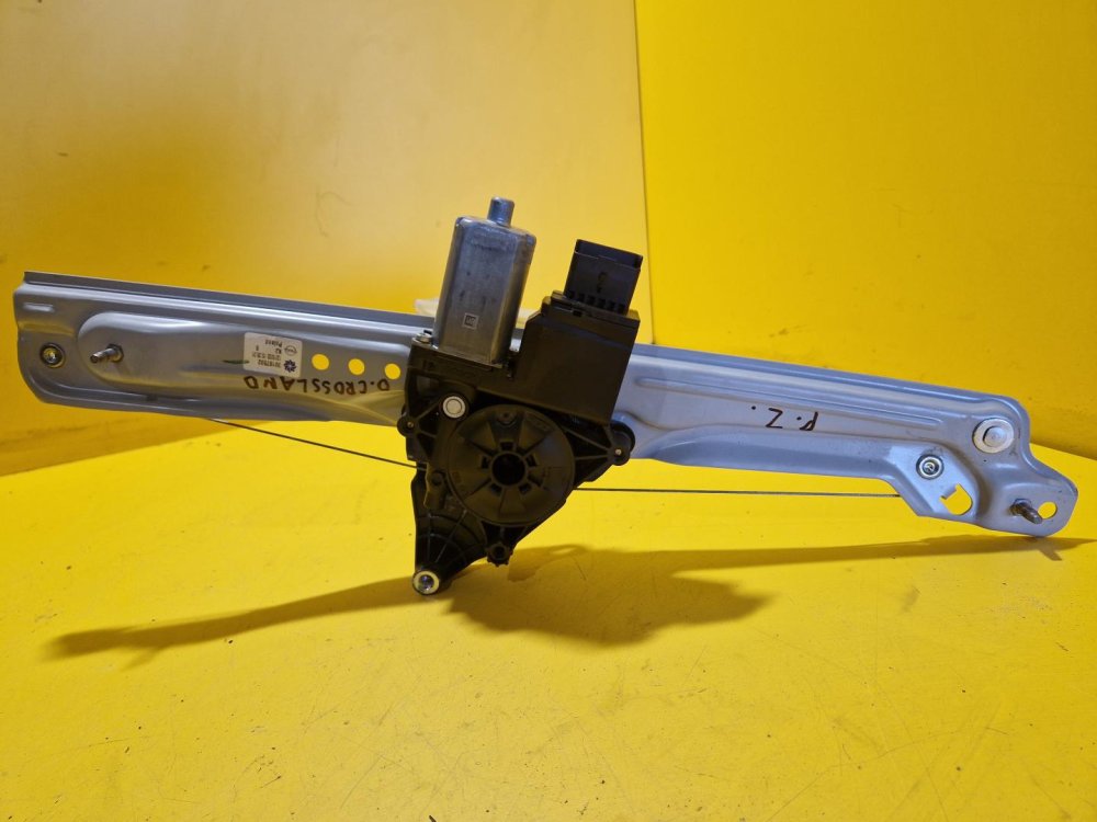 PRAVÁ ZADNÍ STAHOVAČKA OKNA S MOTORKEM  20200901 OPEL CROSSLAND - 18244