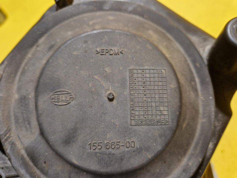 PRAVÉ PŘEDNÍ SVĚTLO - ŠKODA FABIA II , ROOMSTER - 19898 PRAVÉ PŘEDNÍ SVĚTLO - ŠKODA FABIA II , ROOMSTER - 19898