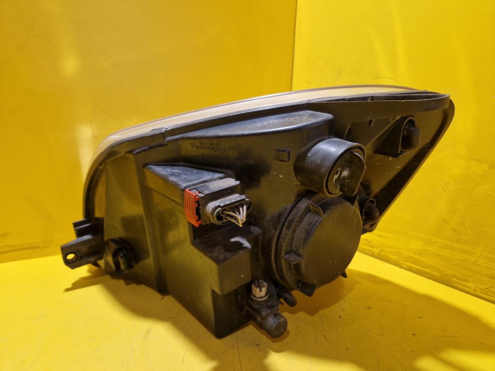 PRAVÉ PŘEDNÍ SVĚTLO CITROEN BERLINGO / PEUGEOT PARTNER FACELIFT - 20135 PRAVÉ PŘEDNÍ SVĚTLO CITROEN BERLINGO / PEUGEOT PARTNER FACELIFT - 20135