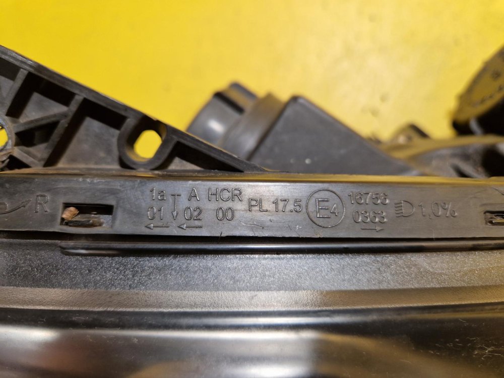 PRAVÉ PŘEDNÍ SVĚTLO KIA CEED I (ED), PRO CEED I (ED), FACELIFT - 18721