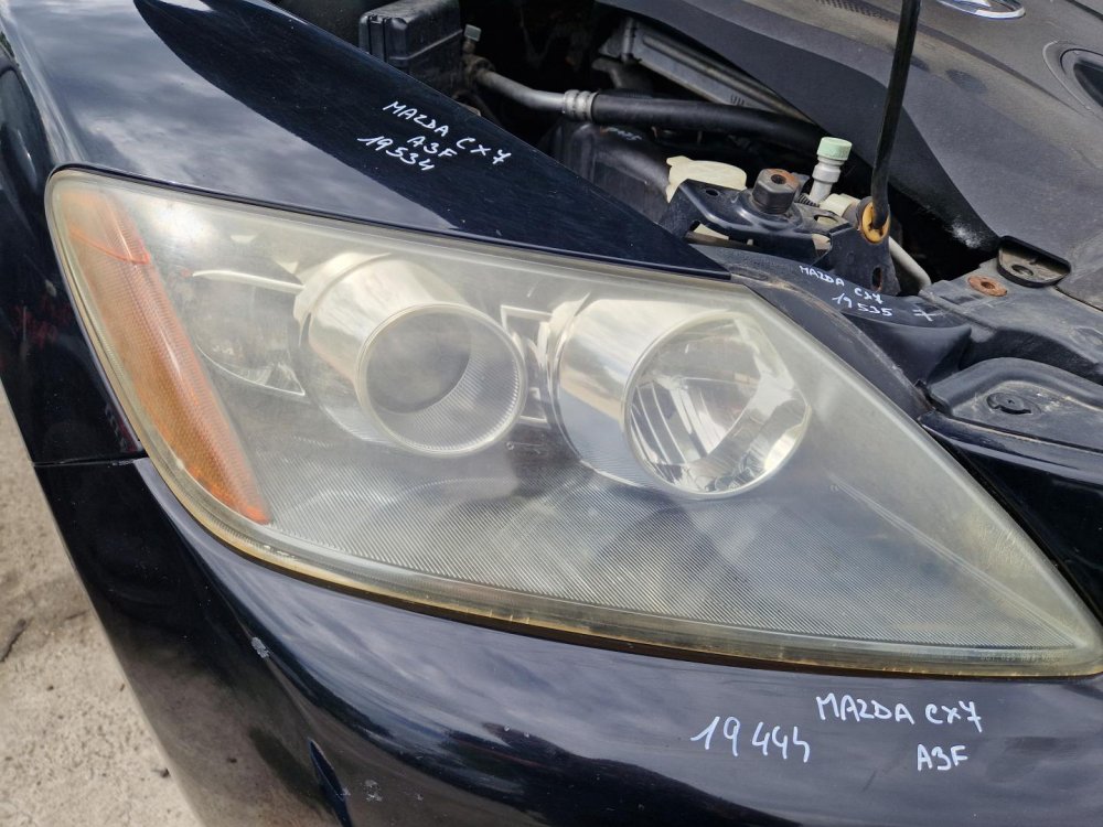 PRAVÉ PŘEDNÍ XENON SVĚTLO MAZDA CX7 (ER) - 19535