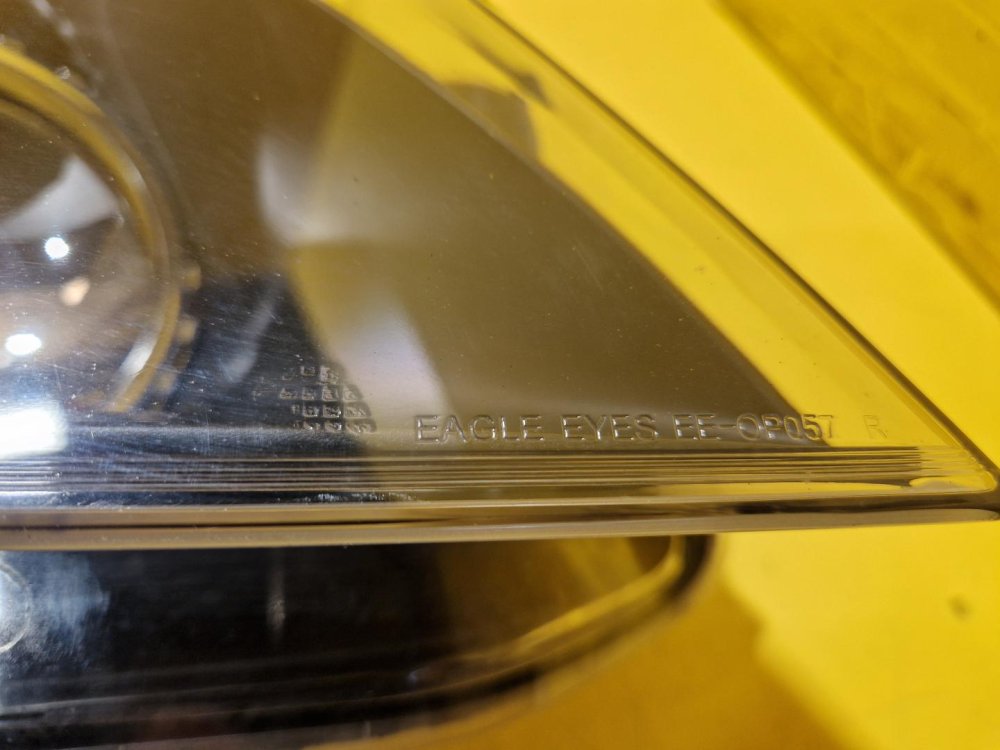 PRAVÉ PŘEDNÍ SVĚTLO OPEL ASTRA H - 20140 PRAVÉ PŘEDNÍ SVĚTLO OPEL ASTRA H - 20140