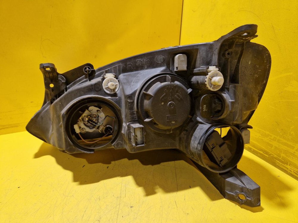 PRAVÉ PŘEDNÍ SVĚTLO OPEL CORSA C / COMBO C - 19899 PRAVÉ PŘEDNÍ SVĚTLO OPEL CORSA C / COMBO C - 19899