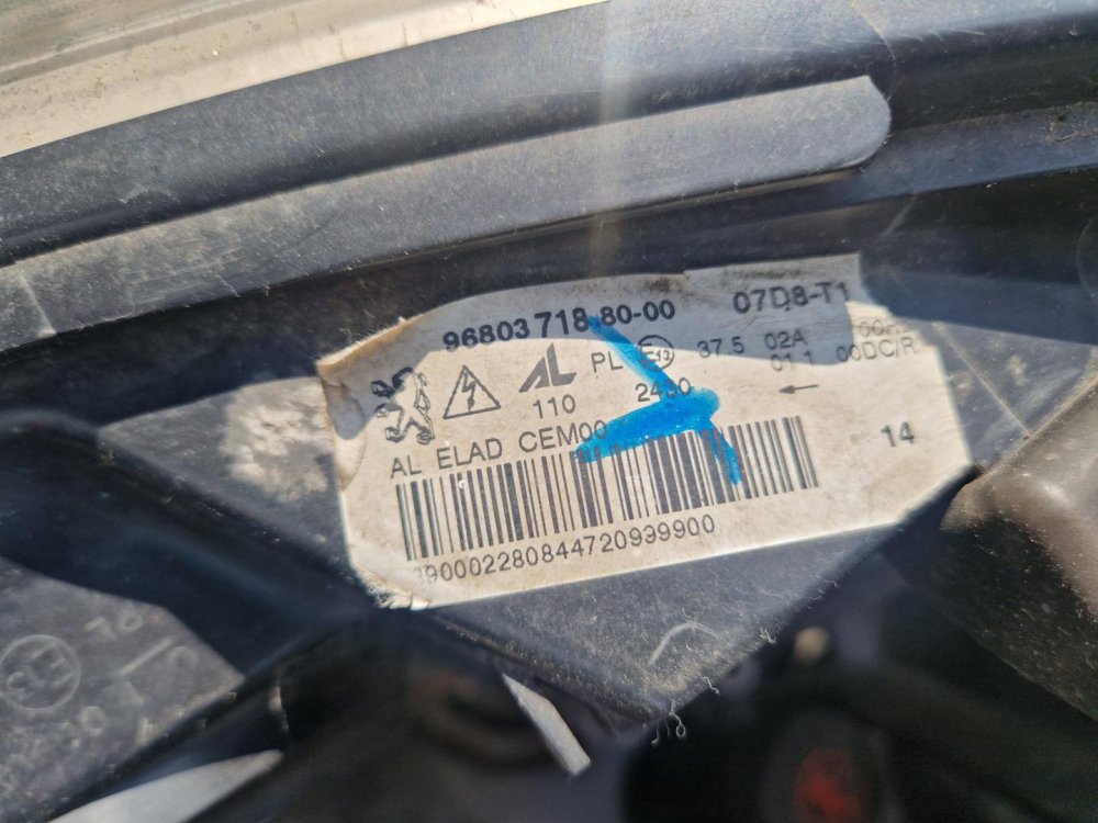 PRAVÉ PŘEDNÍ XENON SVĚTLO 96803718 PEUGEOT 308 I - 18922