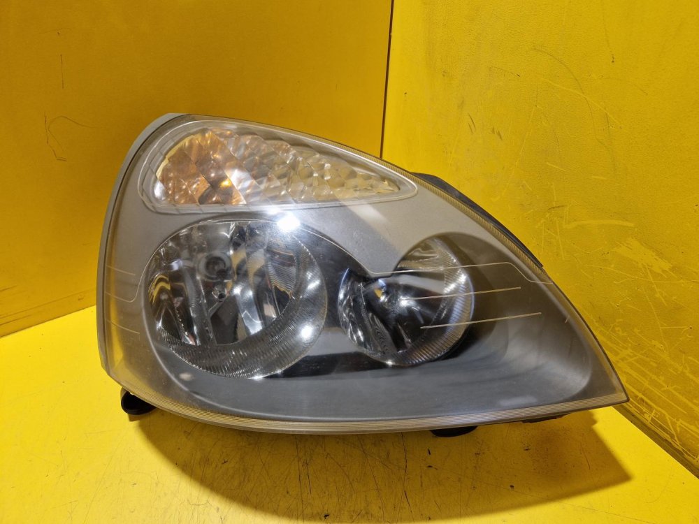 PRAVÉ PŘEDNÍ SVĚTLO RENAULT CLIO II / THALIA I FACELIFT ČERNÉ - 20267