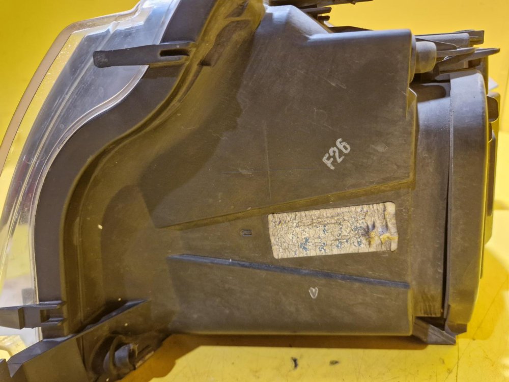 PRAVÉ PŘEDNÍ SVĚTLO ŠKODA FABIA I - 20038 PRAVÉ PŘEDNÍ SVĚTLO ŠKODA FABIA I - 20038