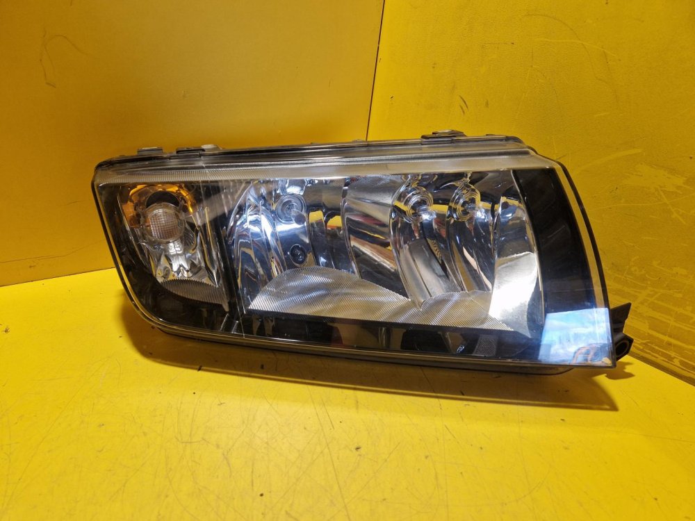 PRAVÉ PŘEDNÍ SVĚTLO ŠKODA FABIA I, FACELIFT- 19915 PRAVÉ PŘEDNÍ SVĚTLO ŠKODA FABIA I, FACELIFT- 19915