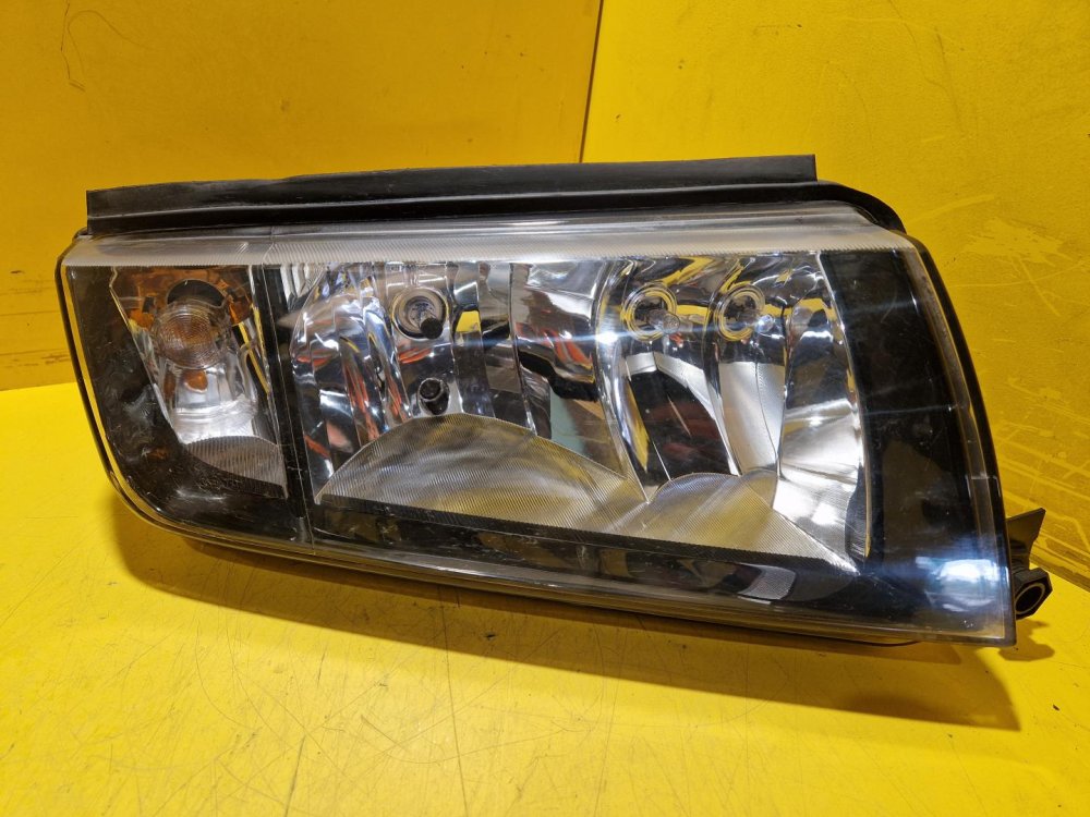 PRAVÉ PŘEDNÍ SVĚTLO ŠKODA FABIA I, FACELIFT- 19992 PRAVÉ PŘEDNÍ SVĚTLO ŠKODA FABIA I, FACELIFT- 19992