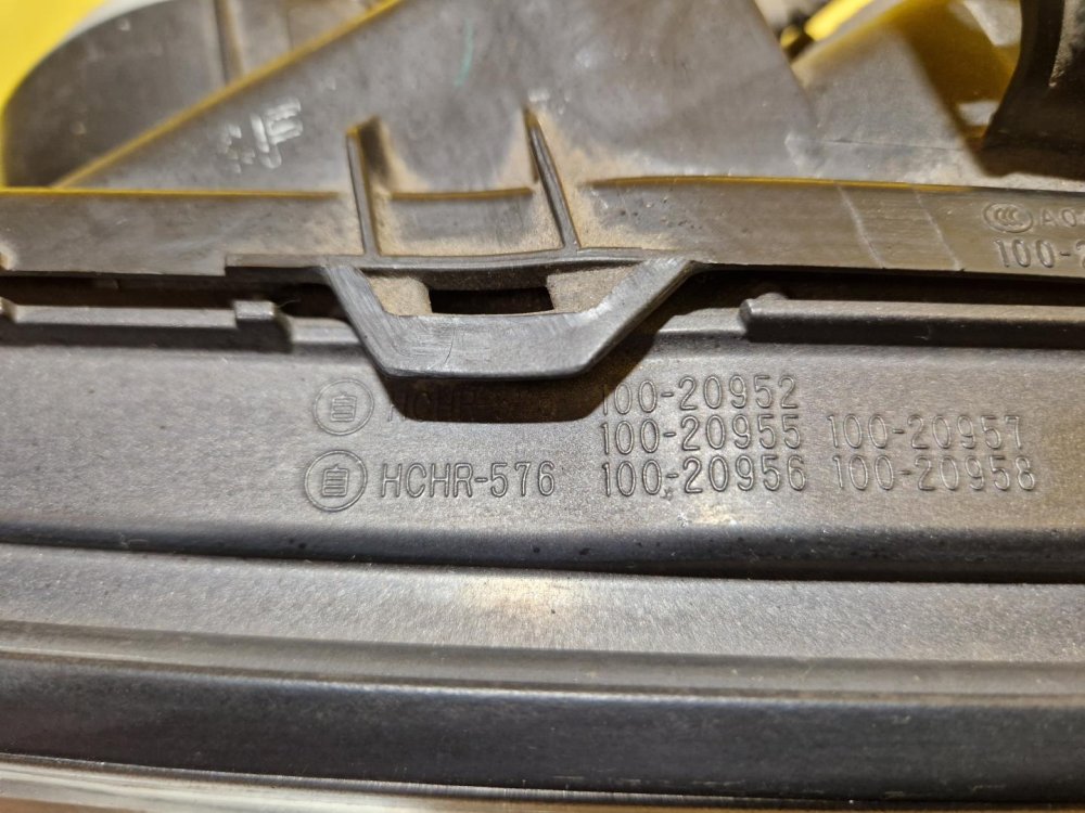 PRAVÉ PŘEDNÍ SVĚTLO SUBARU LEGACY IV (BL,BP) , OUTBACK III (BR), FACELIFT - 20035 PRAVÉ PŘEDNÍ SVĚTLO SUBARU LEGACY IV (BL,BP) , OUTBACK III (BR), FACELIFT - 20035