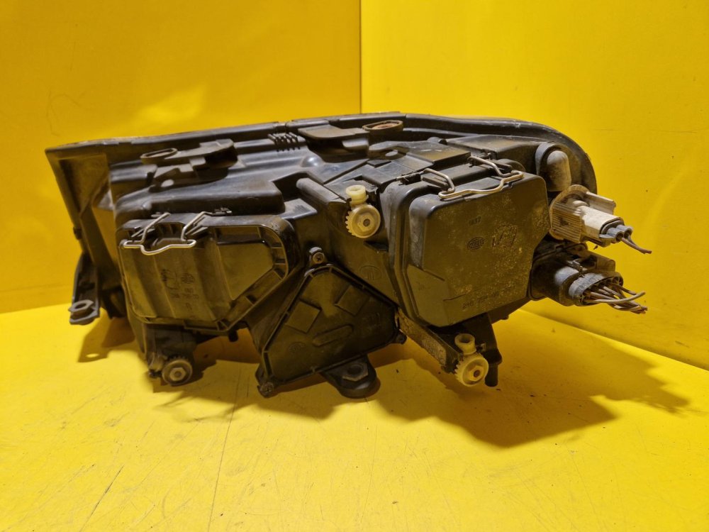 PRAVÉ PŘEDNÍ SVĚTLO ŠKODA SUPERB I  - 18949 PRAVÉ PŘEDNÍ SVĚTLO ŠKODA SUPERB I  - 18949