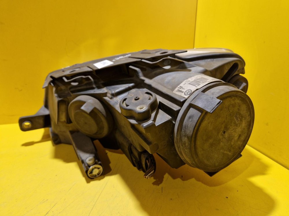 PRAVÉ PŘEDNÍ XENONOVÉ SVĚTLO VW PASSAT B6 (3C2)  - 18961 PRAVÉ PŘEDNÍ XENONOVÉ SVĚTLO VW PASSAT B6 (3C2)  - 18961