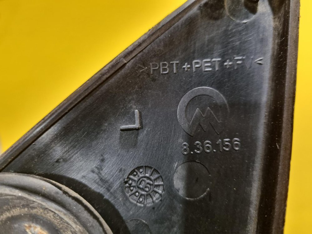 PRAVÉ ZRCÁTKO FORD MONDEO III (MK3) FACELIFT , STŘÍBRNÉ, ELEKTRICKÉ - 16728 PRAVÉ ZRCÁTKO FORD MONDEO III (MK3) FACELIFT , STŘÍBRNÉ, ELEKTRICKÉ - 16728