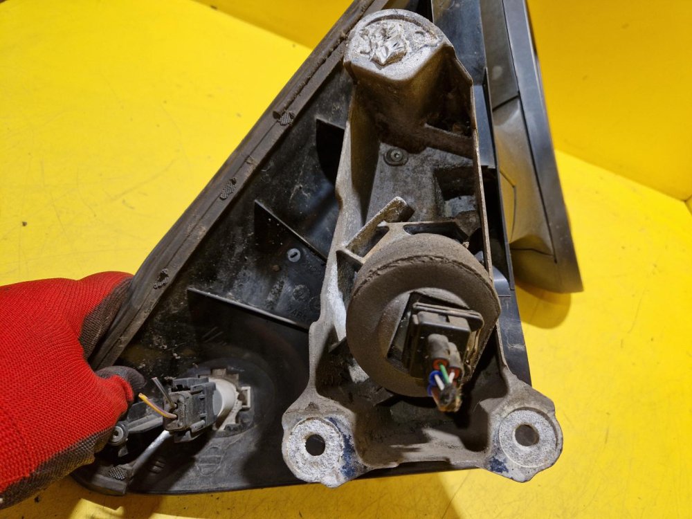 PRAVÉ ZRCÁTKO ZRCÁTKO FORD TRANSIT MK6 MK7 (2000-2014) , ČERNÉ NELAKOVANÉ , ELEKTRICKÉ- 19782