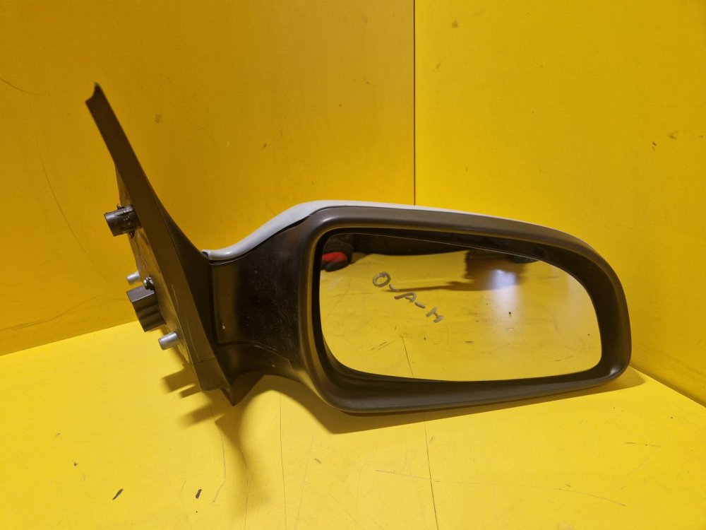 PRAVÉ ZRCÁTKO OPEL ASTRA H , BÍLÉ, ELEKTRICKÉ - 18779