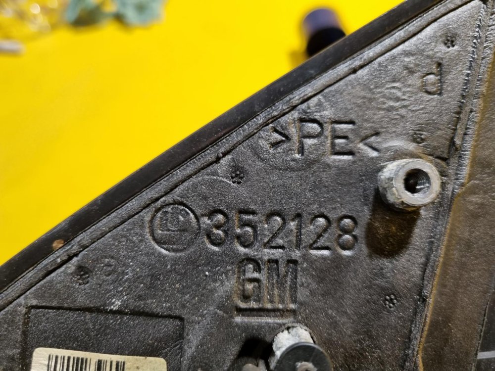 PRAVÉ ZRCÁTKO OPEL VECTRA C / SIGNUM , STŘÍBRNÉ , ELEKTRICKÉ - 16823