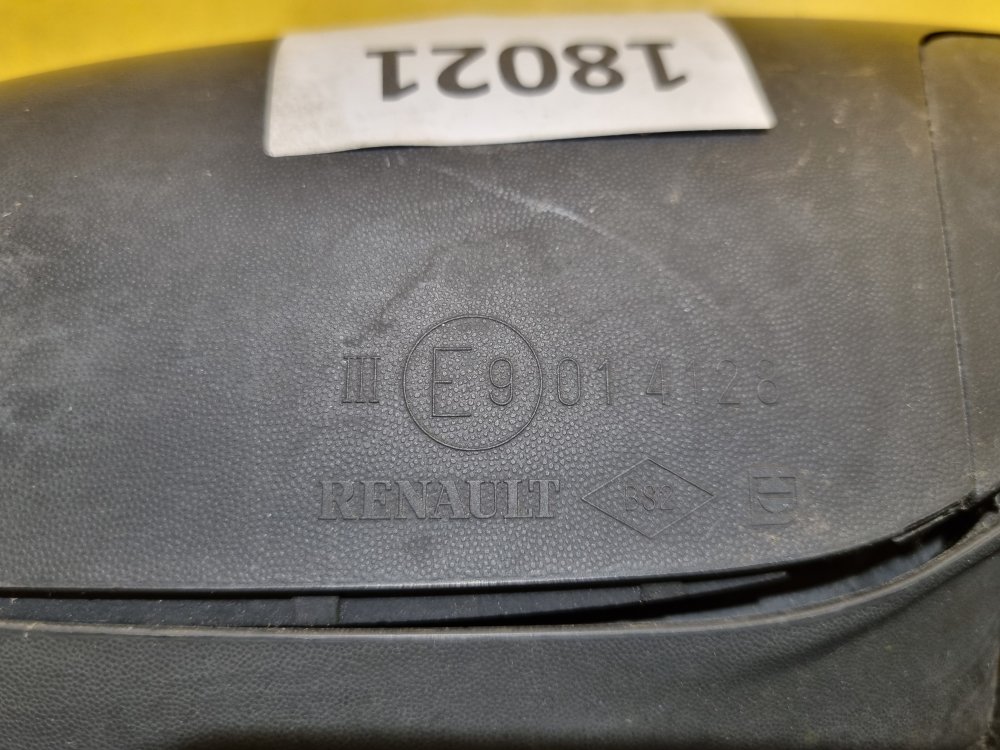 PRAVÉ ZRCÁTKO RENAULT LAGUNA II, ŠEDÉ, ELEKTRICKÉ - 18021 PRAVÉ ZRCÁTKO RENAULT LAGUNA II, ŠEDÉ, ELEKTRICKÉ - 18021