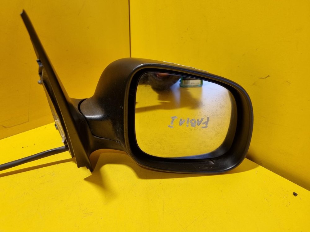 PRAVÉ ZRCÁTKO ŠKODA FABIA I , ČERNÉ NELAKOVANÉ, KRÁTKÉ , MANUÁLNÍ - 16959